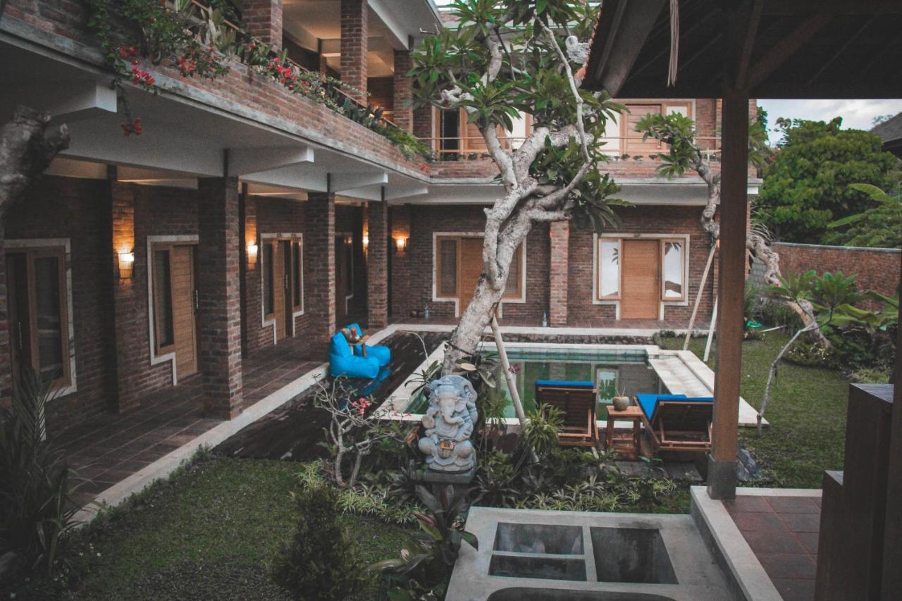 The Govardhan Homestay Canggu Extérieur photo