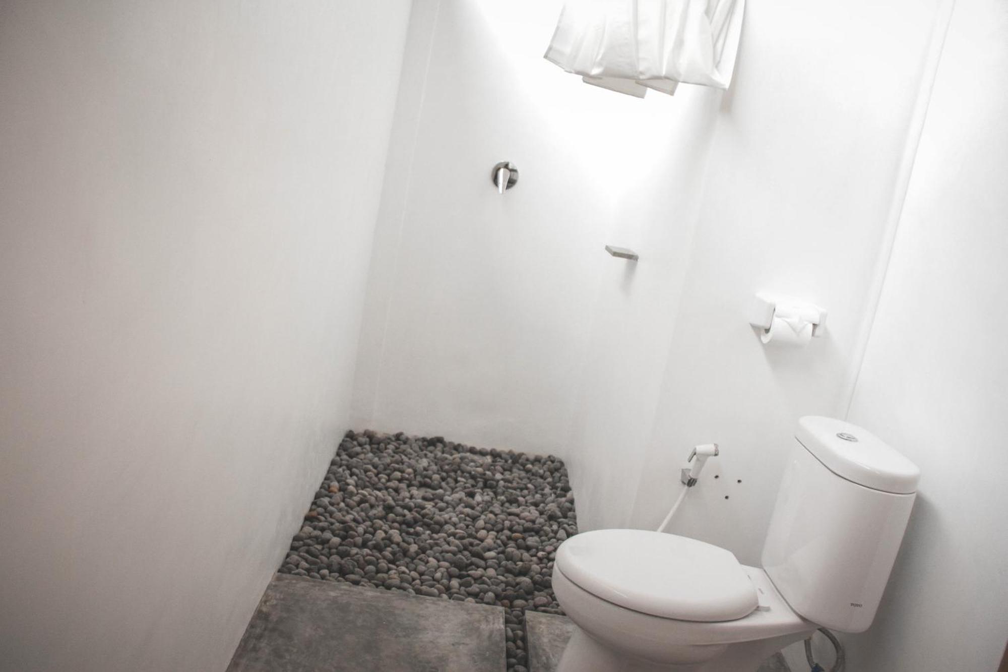 The Govardhan Homestay Canggu Extérieur photo